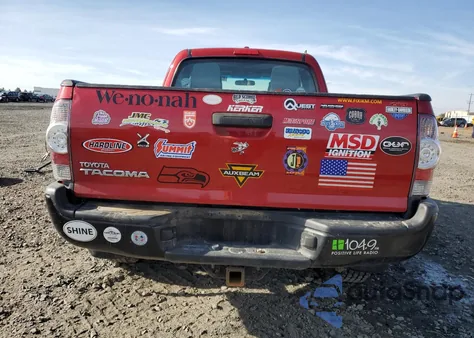 2010 Toyota Tacoma Access Cab z USA, uszkodzony, nr VIN 5TEUX4EN2AZ706235